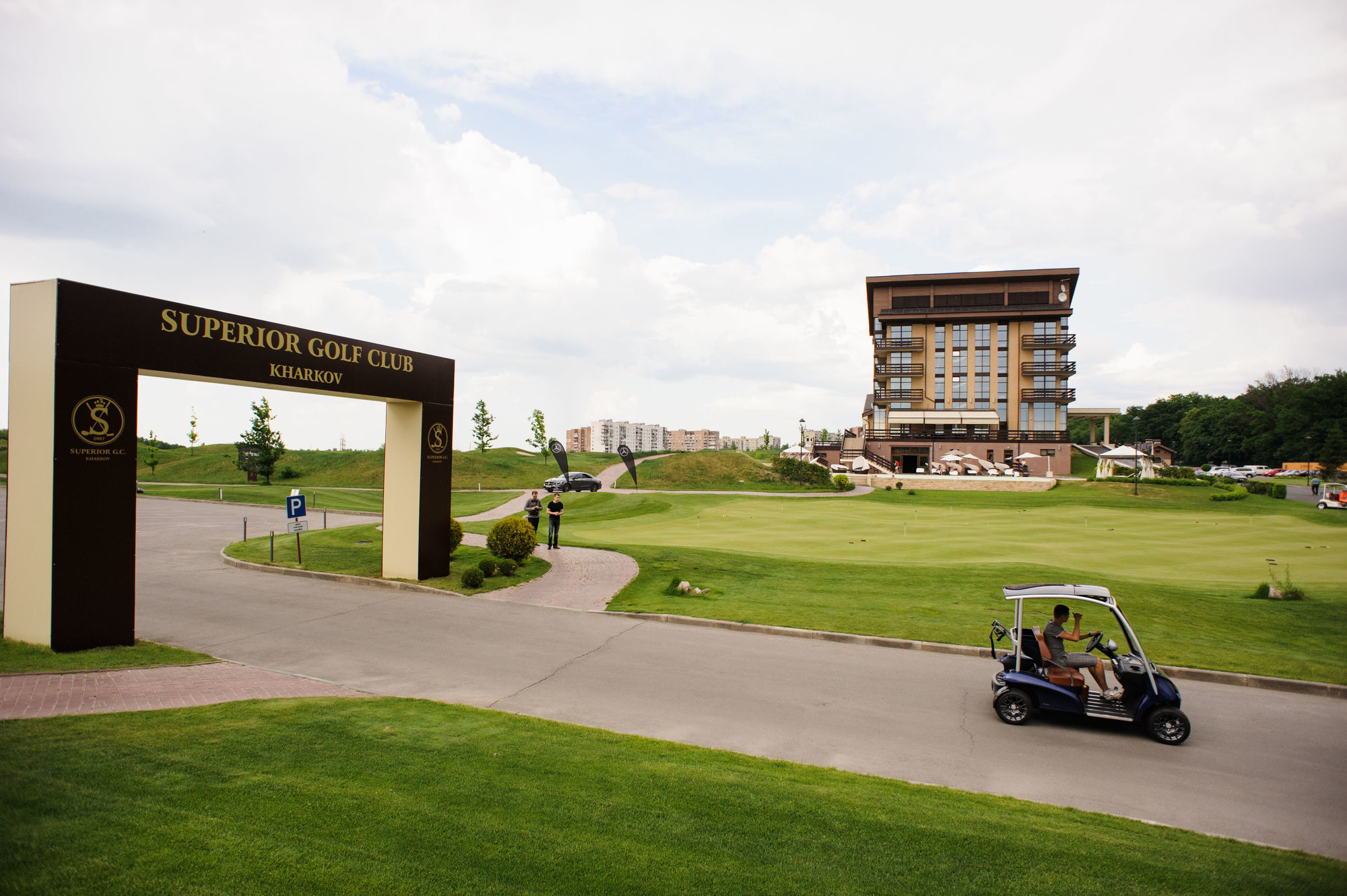 Superior Golf And Spa Resort Jarkov Exterior foto