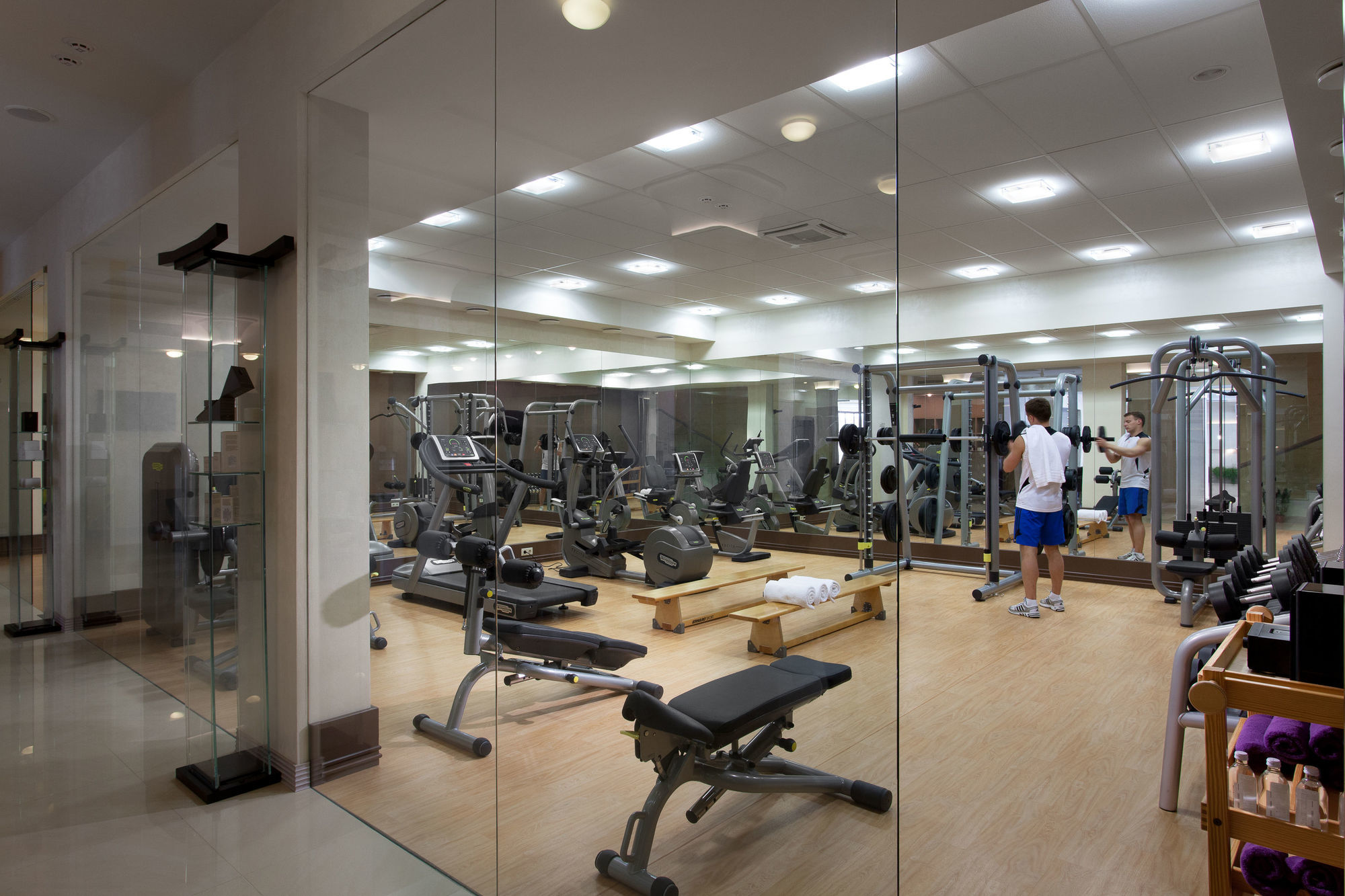 Superior Golf And Spa Resort Jarkov Exterior foto