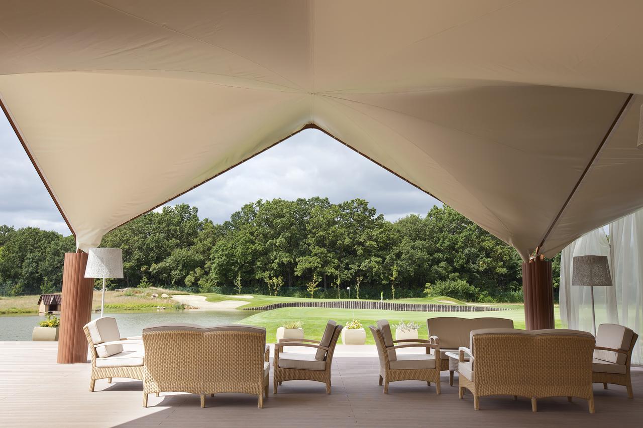Superior Golf And Spa Resort Jarkov Exterior foto