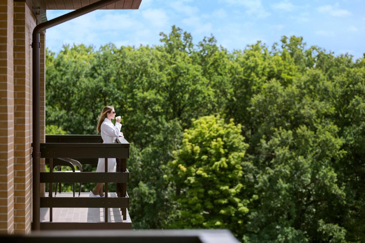 Superior Golf And Spa Resort Jarkov Exterior foto