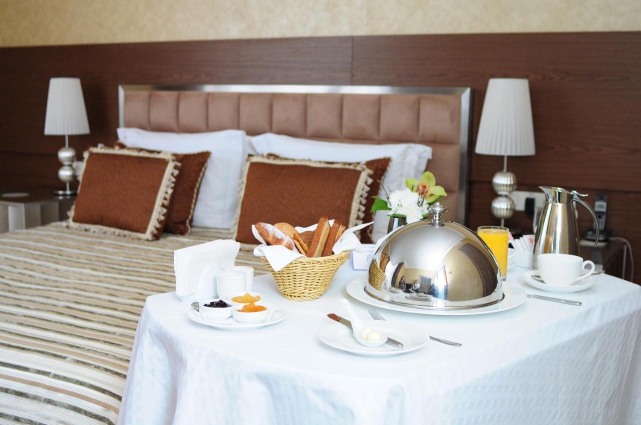Superior Golf And Spa Resort Jarkov Habitación foto